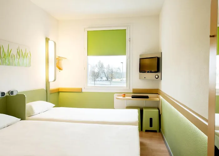 Ibis Budget Centrum Отель *